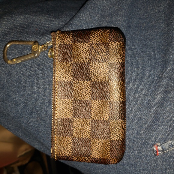 Louis Vuitton Accessories - Louis Vuitton Damier Ebene Key Pouch